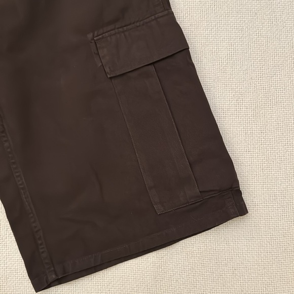 Gramicci Relaxed Fit Cargo Shorts Brown - Picture 5 of 16
